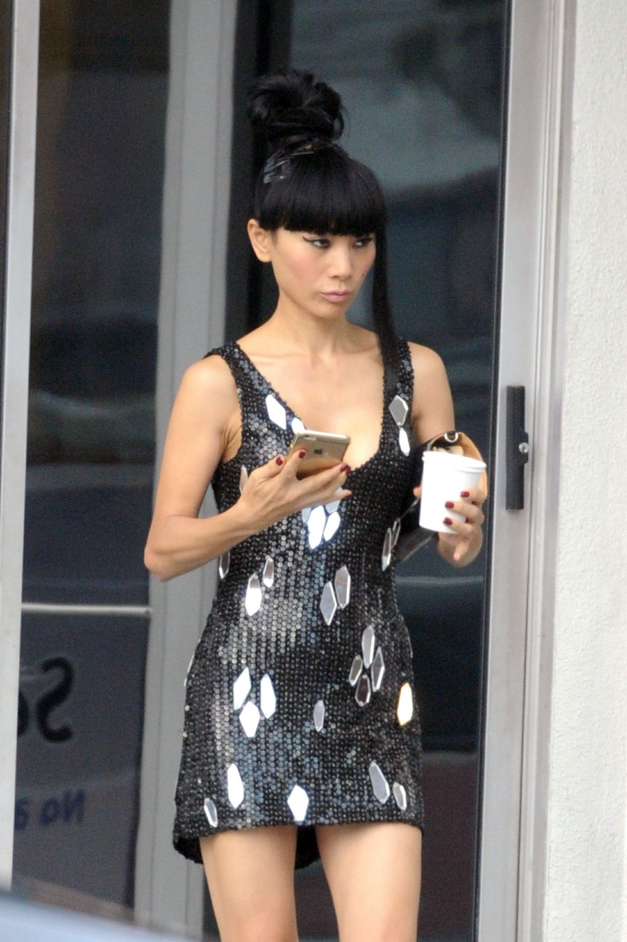 bai-ling-out-in-la-june-2015_7.jpg