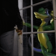 gex-gecko.gif