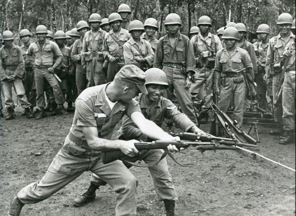 vietnam_6m1carbineusadvisorvietnam649jpg-1.jpg