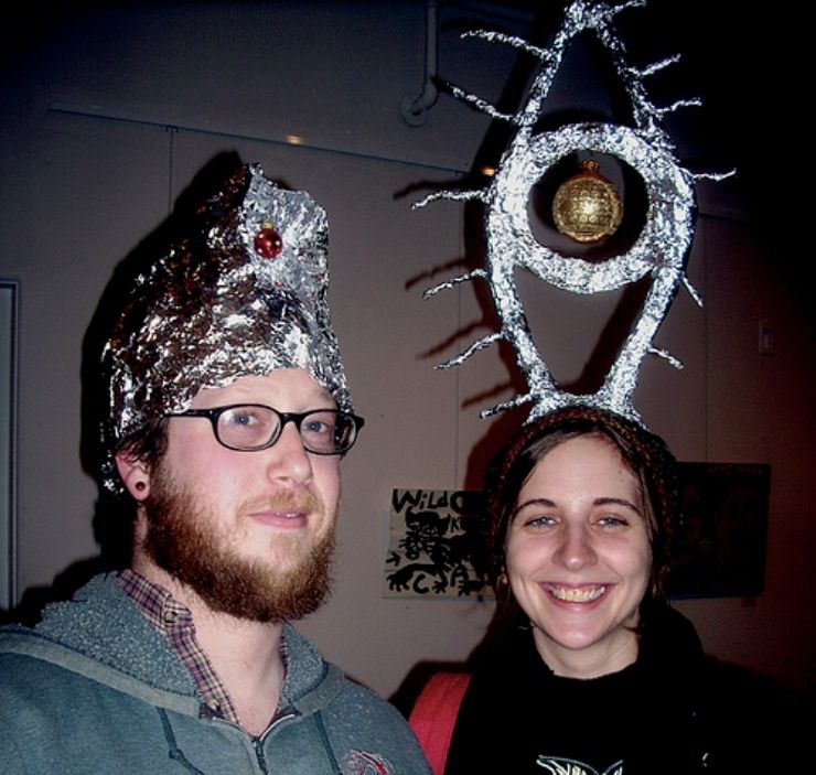 tinfoil_eyehat.jpg