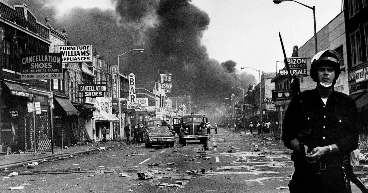 1c0f60659a3b13819ff07272686d05a14f-detroit-1967-race-riot-aftermath.2x.rsocial.w600.jpg